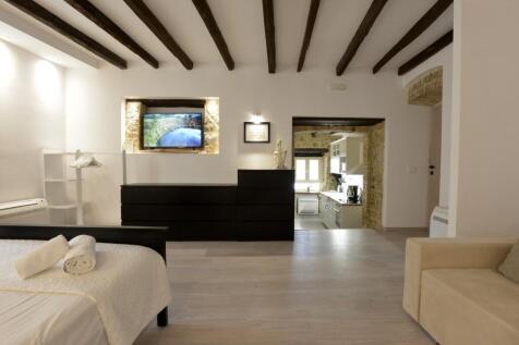 Downstairs bedroom to kitchen