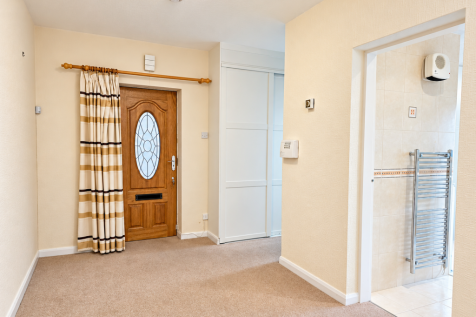 Flat 3, Hill Side House, Heaton, BL1 5DT