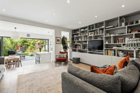 London, SW12 - property photo
