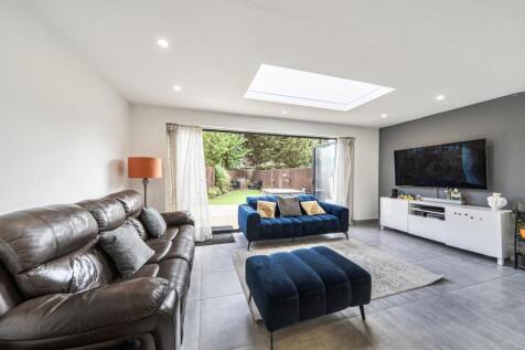 Davidson Frost-Wellings, DFW, Goodhall Close, Stan