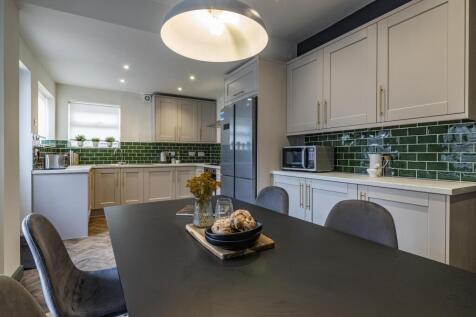 Derby Grove, Nottingham, NG7 photo 2