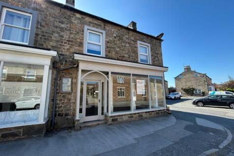 Retail Property (high street) to rent Image 4