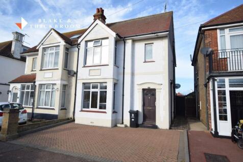 Clacton-on-sea, CO15 - property photo