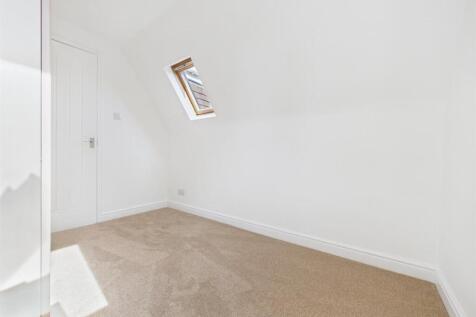 Bedroom: