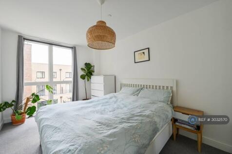 Barrett House, London, E20 photo 2