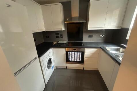 Flat 2 Churchill House, Regent Street, Leamington Spa photo 3