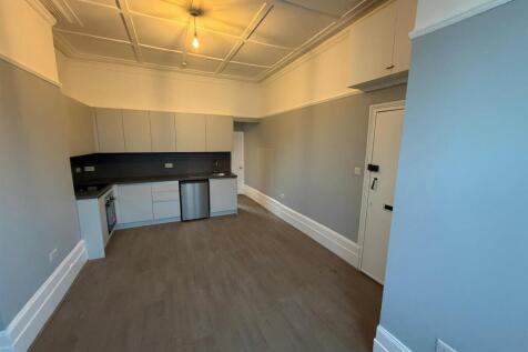 Kitchen-Lounge