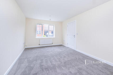 Rogers Lane, Buckingham, Buckinghamshire, MK18 photo 3
