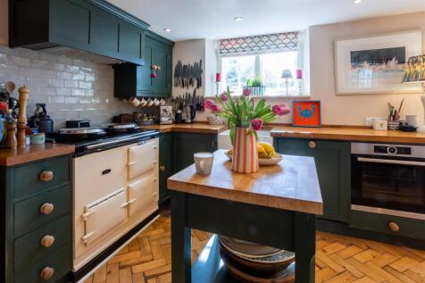 The Old Post Office, Hill Road