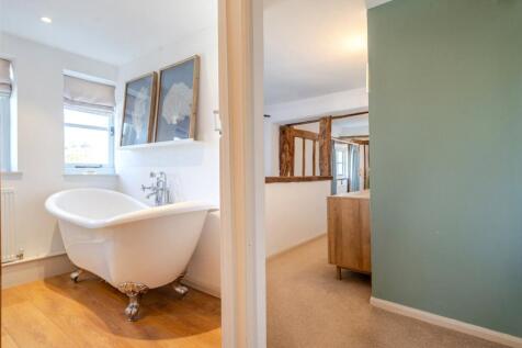 Family Bath &amp; Landin