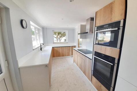 Kitchen / breakfast room