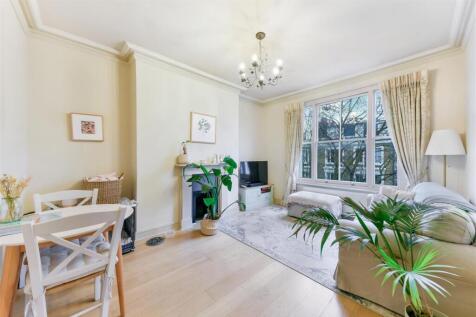 KEMPSFORD GARDENS