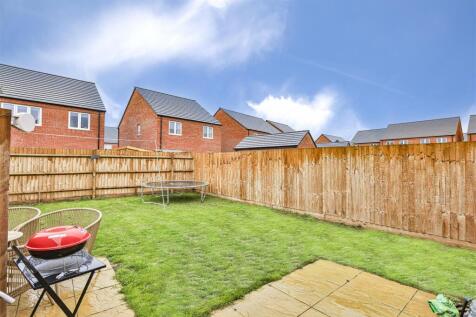 16 Venus Ave Hanwood Park Barton Seagrave -34.jpg