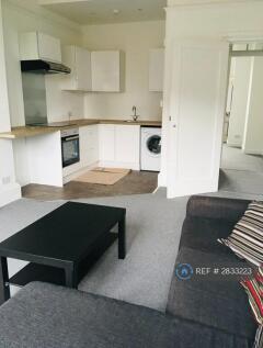 Kitchen/Living Room