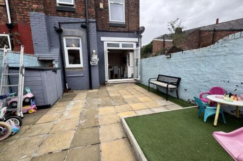 OUTSIDE - REAR