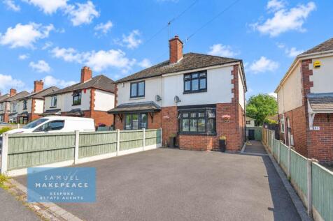 Three Bedroom Semi with Large Driveway &amp; Gorgeous