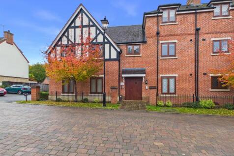 2-bed house on Elgin Gardens, Stratford-Upon-Avon, £1,100/mo
