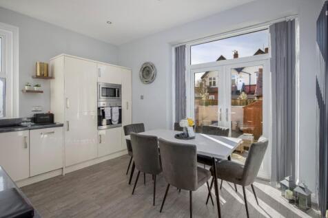 11A Cambridge Road  photo 5