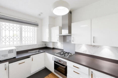 Edgecumbe Avenue, London photo 4