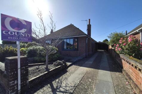 Weeton Avenue, Front 1 new.jpg