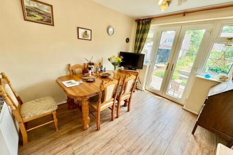 PHOTO-2025-05-20-21-58-39 (4).jpg