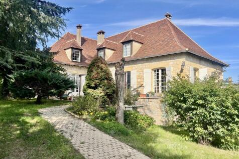 Property Image 1