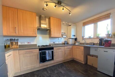 Victoria Road North, Southsea Unfurnished photo 4