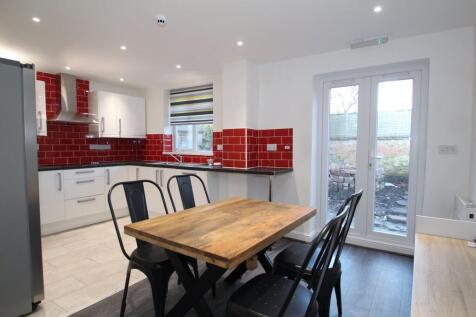 6-bed house on Trinity Avenue, Nottingham, NG7, £3,651/mo
