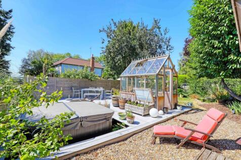 Maidenhead, SL6 - property photo