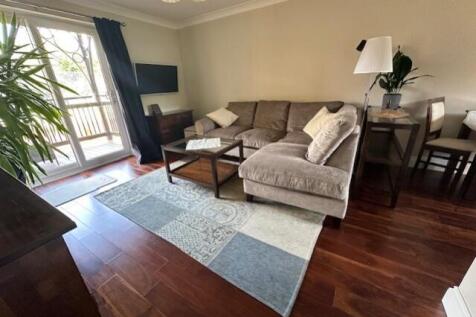 Lounge 1