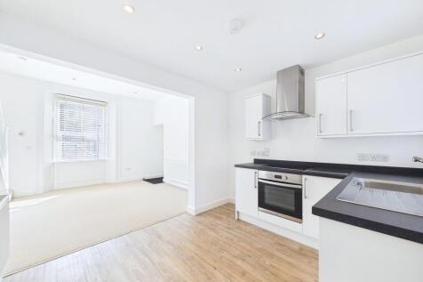 Open Plan Kitchen / Living Room