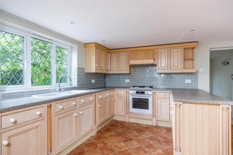 Summerfields Cranleigh Road, Wonersh, GU5 0QY-5.jp
