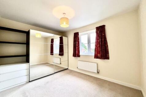 Dakota Drive, Calne photo 5