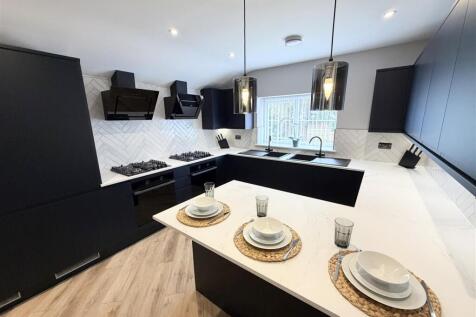 Whetstone Lane, Birkenhead photo 3