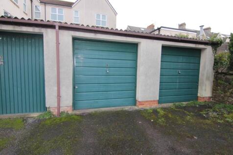 garage 3 rear of whi