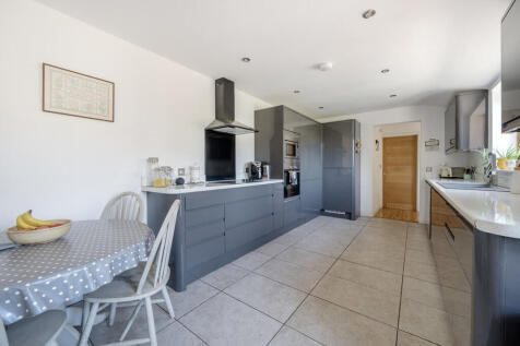 The Cottage Kitch...