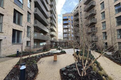 Courtyard pic 8.jpeg