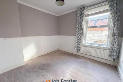 Clifton Terrace, Whitley Bay photo 5