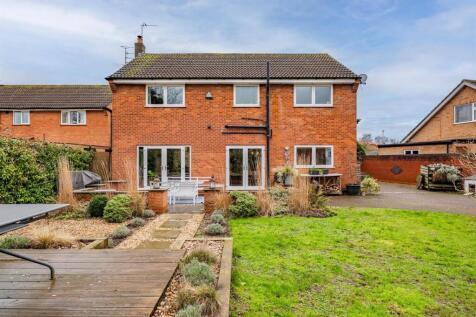 15 Main Street-07.jpg