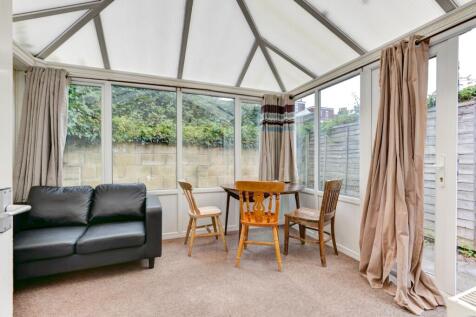 36 Beaconsfield Road-9