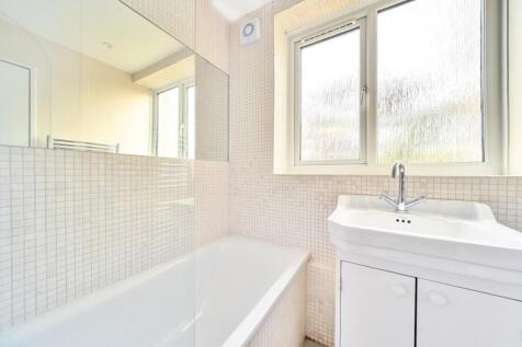Innes Gardens, Putney Heath, London, SW15 photo 4