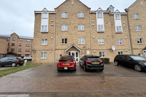 2 Bedroom House in NN4 8GD