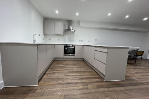 Apartment 2, Barrfield Road, Salford, M6 7FY photo 3