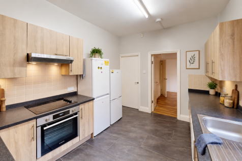 Rolleston Drive, Nottingham, NG7 1JZ photo 5