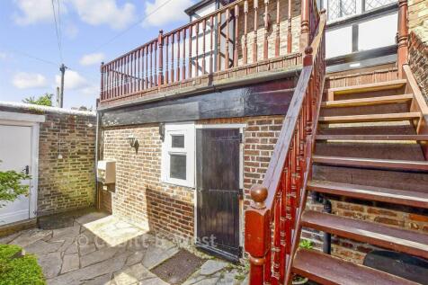 Patio / Decking