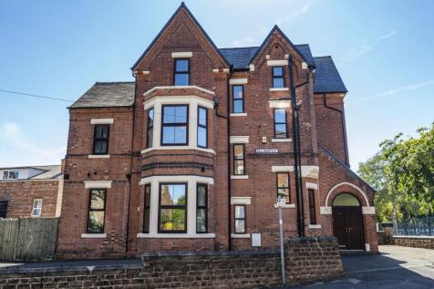 9-bed house on All Saints Street, Nottingham, NG7, £6,648/mo