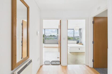 Courtenay House, New Park Road, London, SW2 4DN photo 3