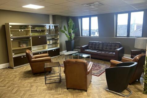 Office to rent Image 5
