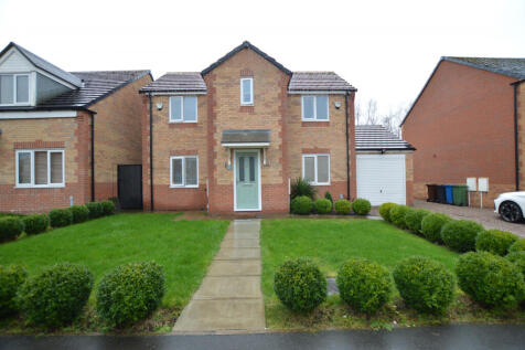 Stunning Four Bedroom Detached Family Home