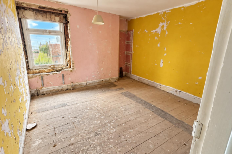 Front Bedroom